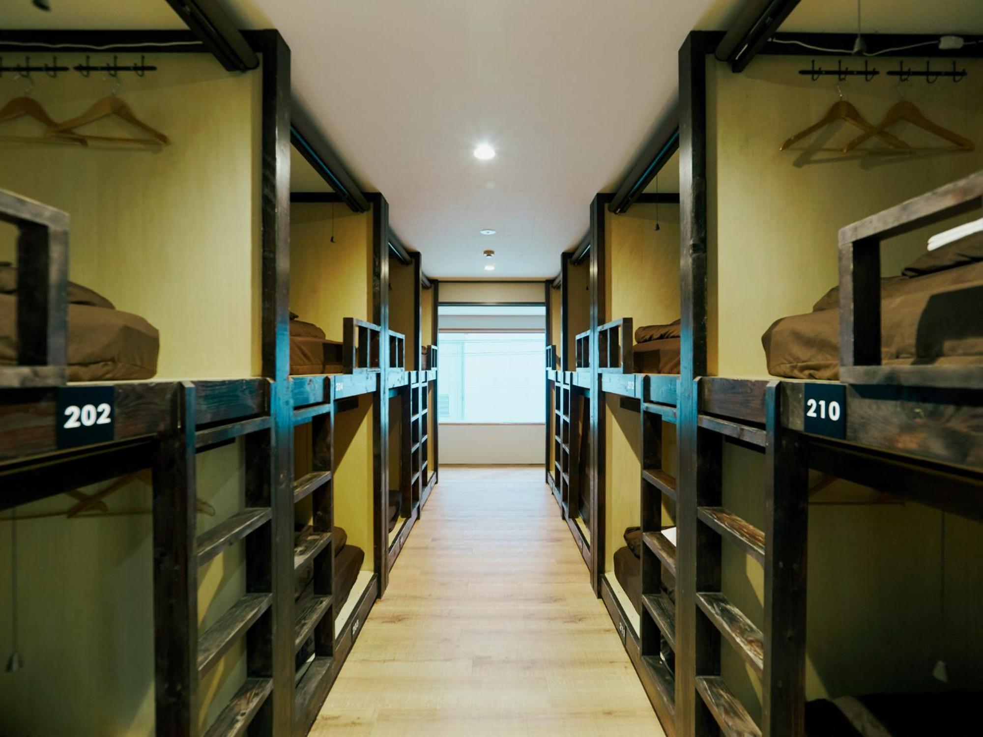 Akasaka Guesthouse Hive โตเกียว ภายนอก รูปภาพ