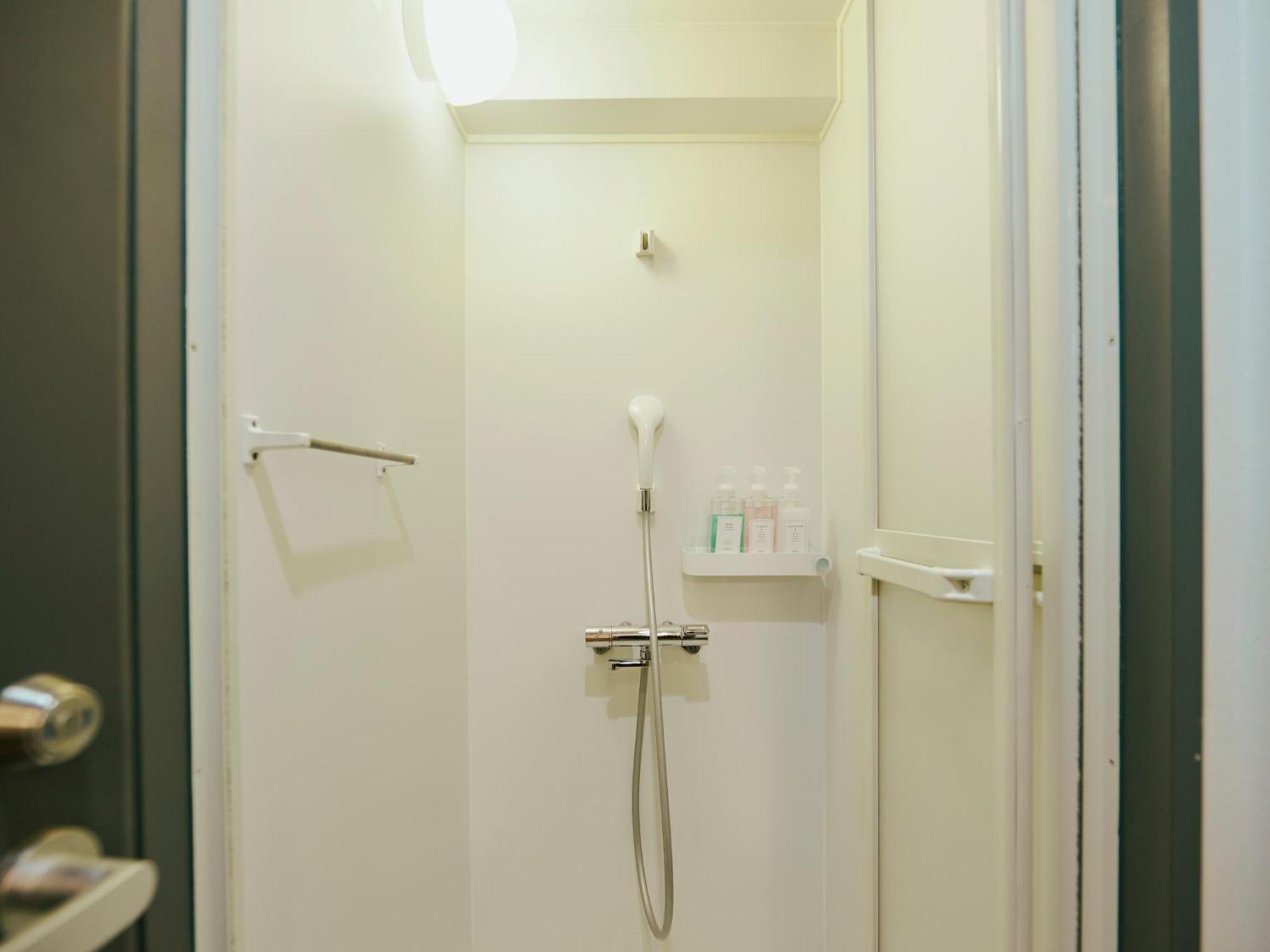 Akasaka Guesthouse Hive โตเกียว ภายนอก รูปภาพ